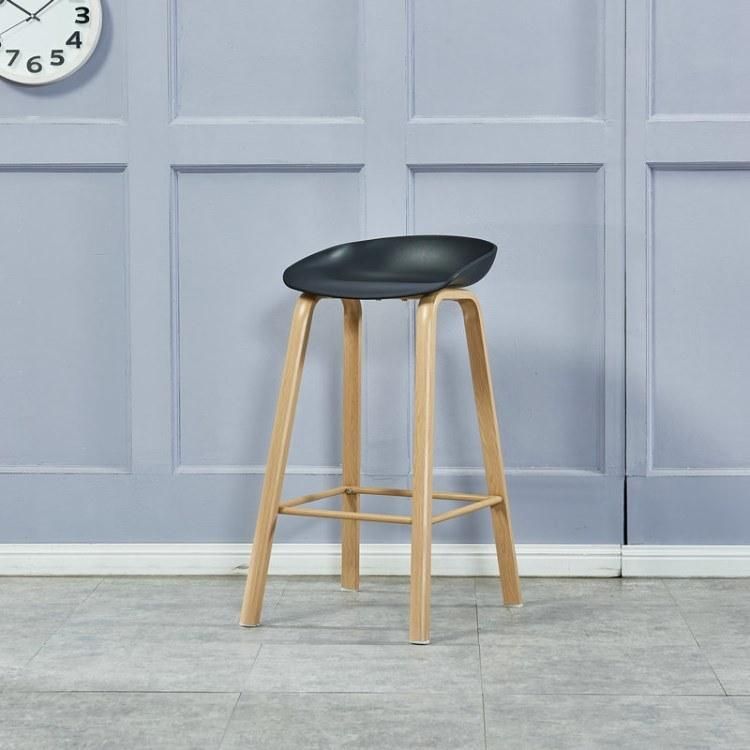 French Style Simple Design Industrial Coffee Shop High Stool Nordic Plastic Bar Stool with Metal Leg