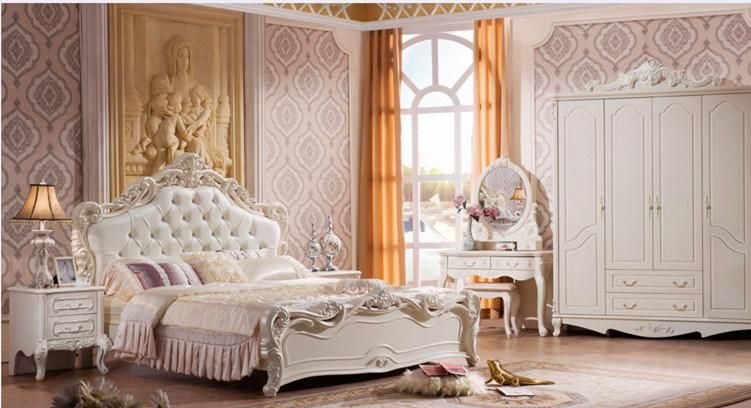 Antique French Style Wood Carved Bedroom Furniture Luxury Flat Bed