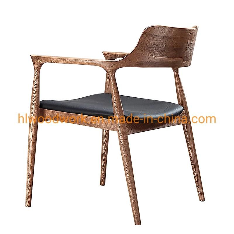 High Quality Hot Selling Modern Design Furniture Dining Chair Oak Wood Walnut Color Black PU Cushion Wooden Chair Furniture Resteraunt Furniture Dining Chair