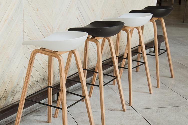 French Style Simple Design Industrial Coffee Shop High Stool Nordic Plastic Bar Stool with Metal Leg