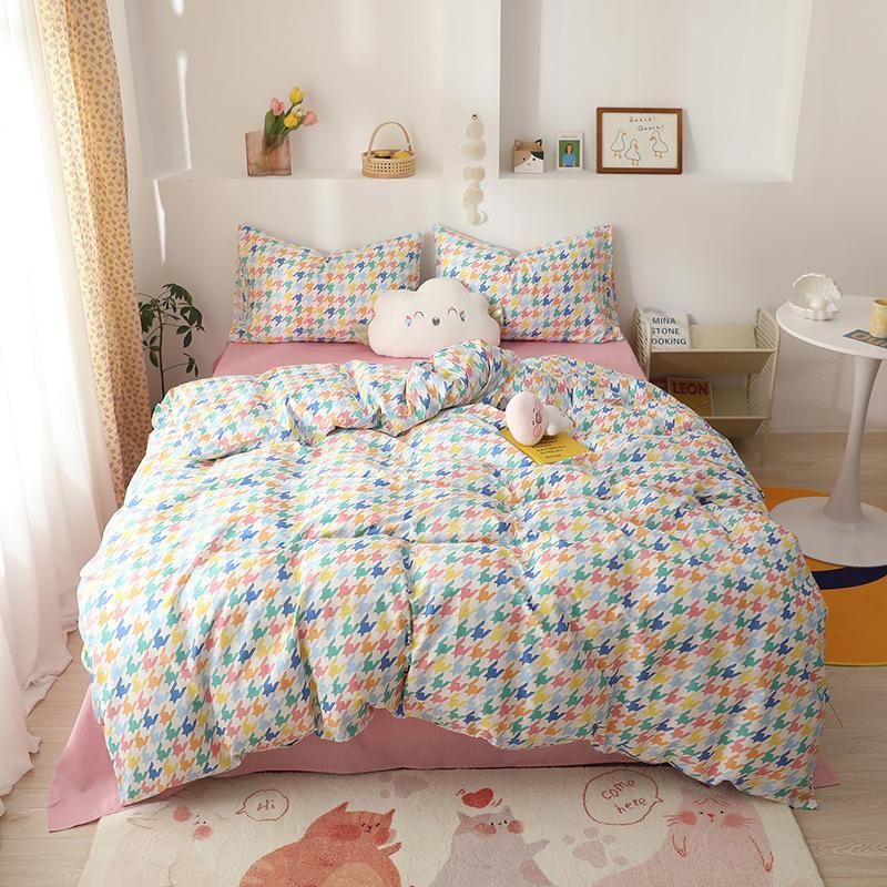 Home Textile Fabric Four Piece Bed Linen Bedspread Coverlets Quilt Hotel Bedding Set Cotton Bed Duvet Covers Pillowcase Bedsheet