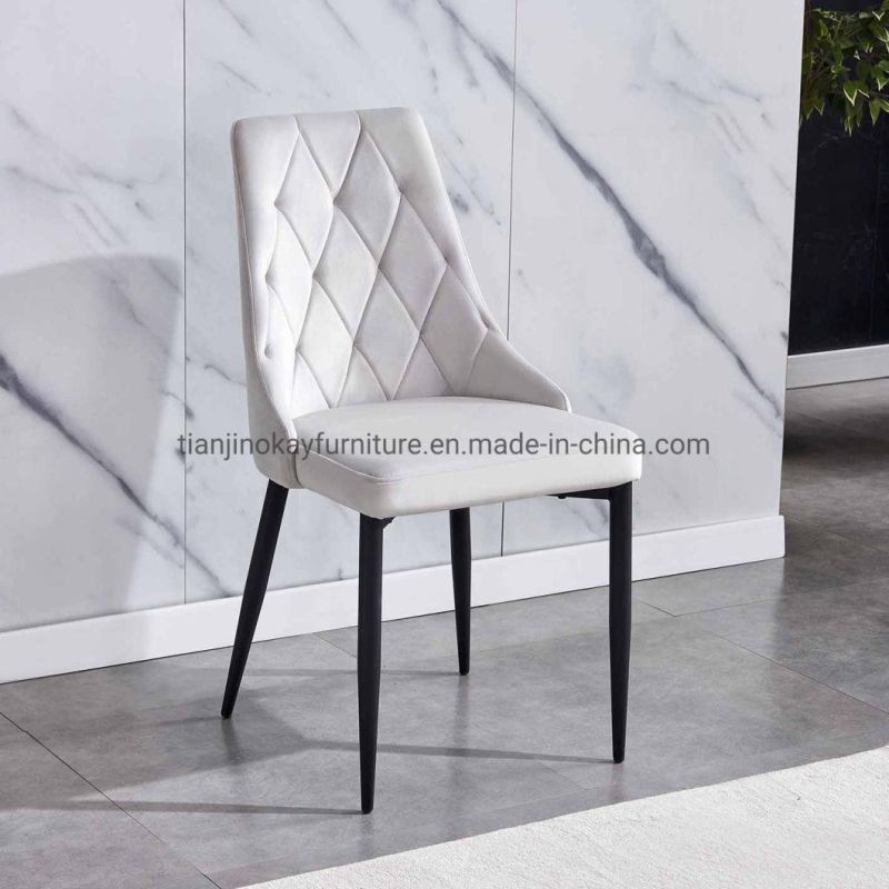 China Factory Wholesale New Design Modern Home Furniture Living Room European Metal Legs Dining Chair with Dark Grey Velvet Fabric