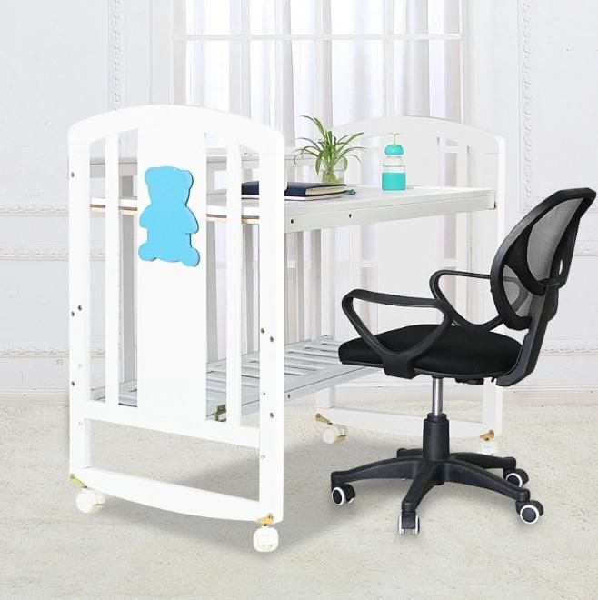 Manufacturers Wholesale High Quality Minimalist Luxurious Wooden Baby Crib 2022